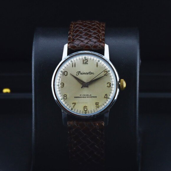Princeton Vintage 33mm Automatic, Champagne Arabic Dial - Stainless Steel Strap